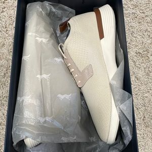 Barely worn Wolf & Shepherd Swiftknit Derby Shoes